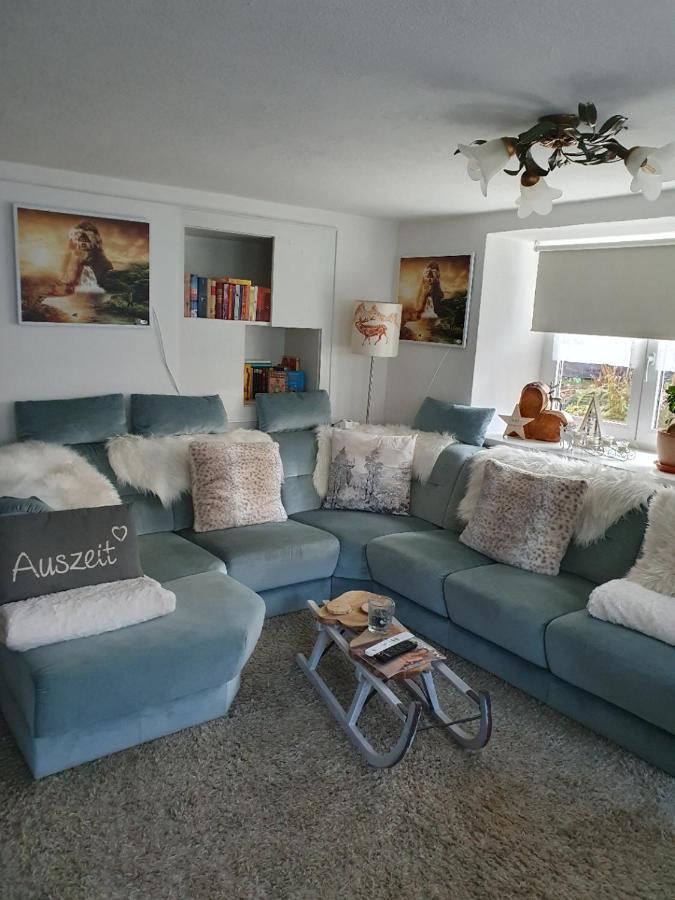 Ferienwohnung Tiroler Auszeit & Whirlpool Hofen Luaran gambar