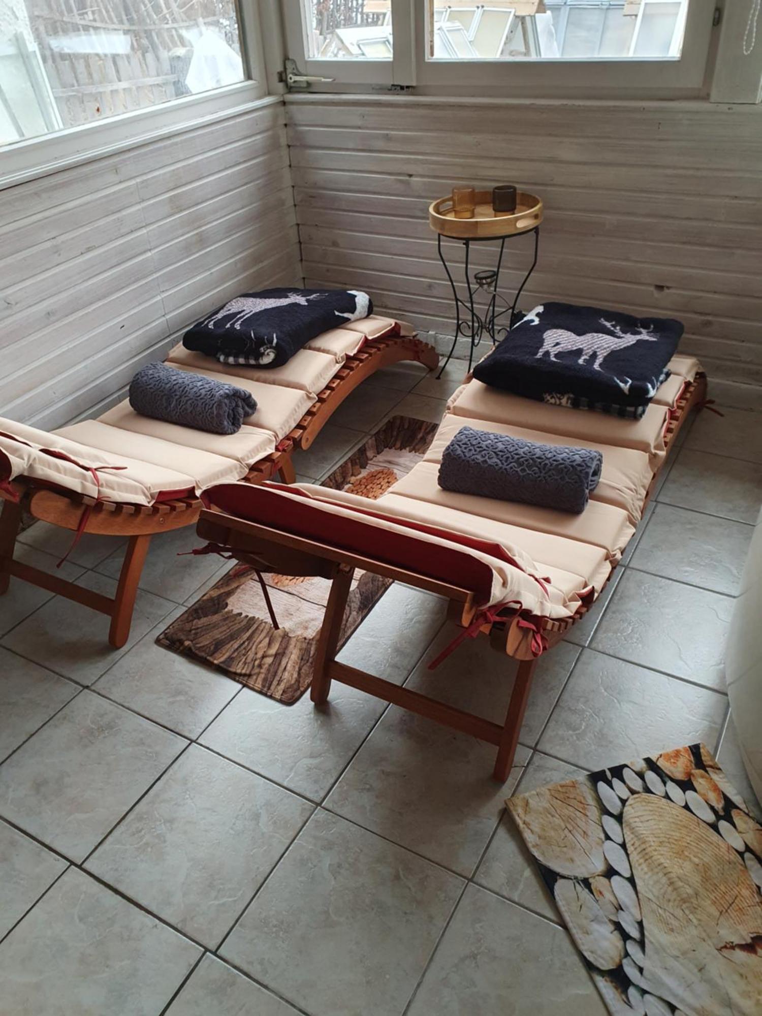 Ferienwohnung Tiroler Auszeit & Whirlpool Hofen Luaran gambar