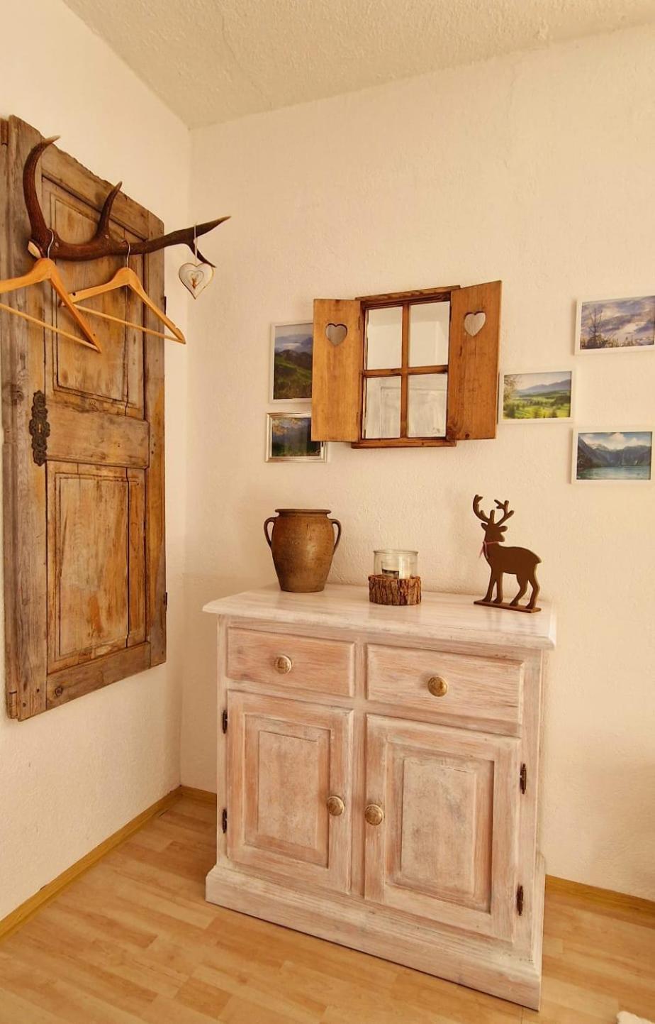 Ferienwohnung Tiroler Auszeit & Whirlpool Hofen Luaran gambar