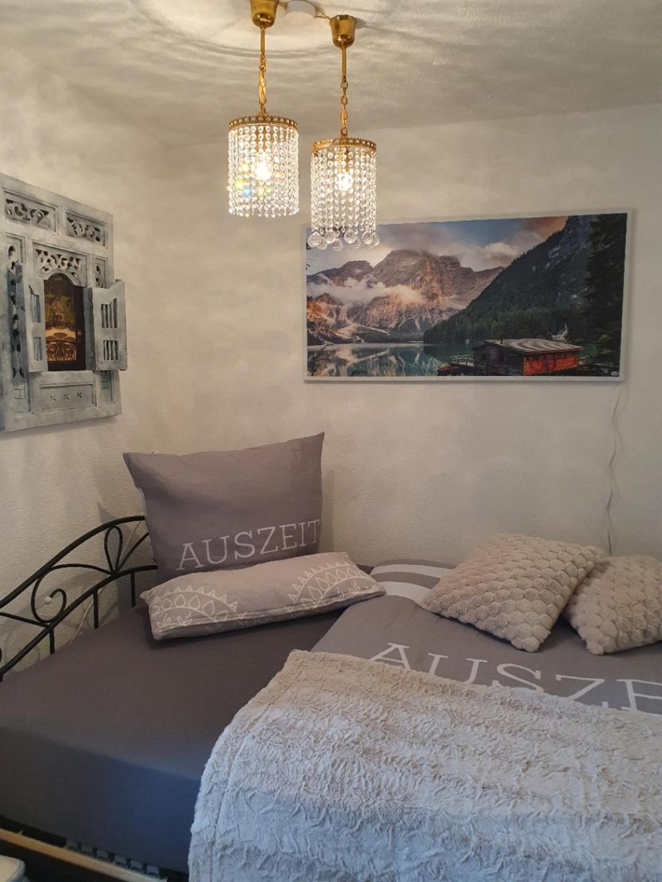 Ferienwohnung Tiroler Auszeit & Whirlpool Hofen Luaran gambar