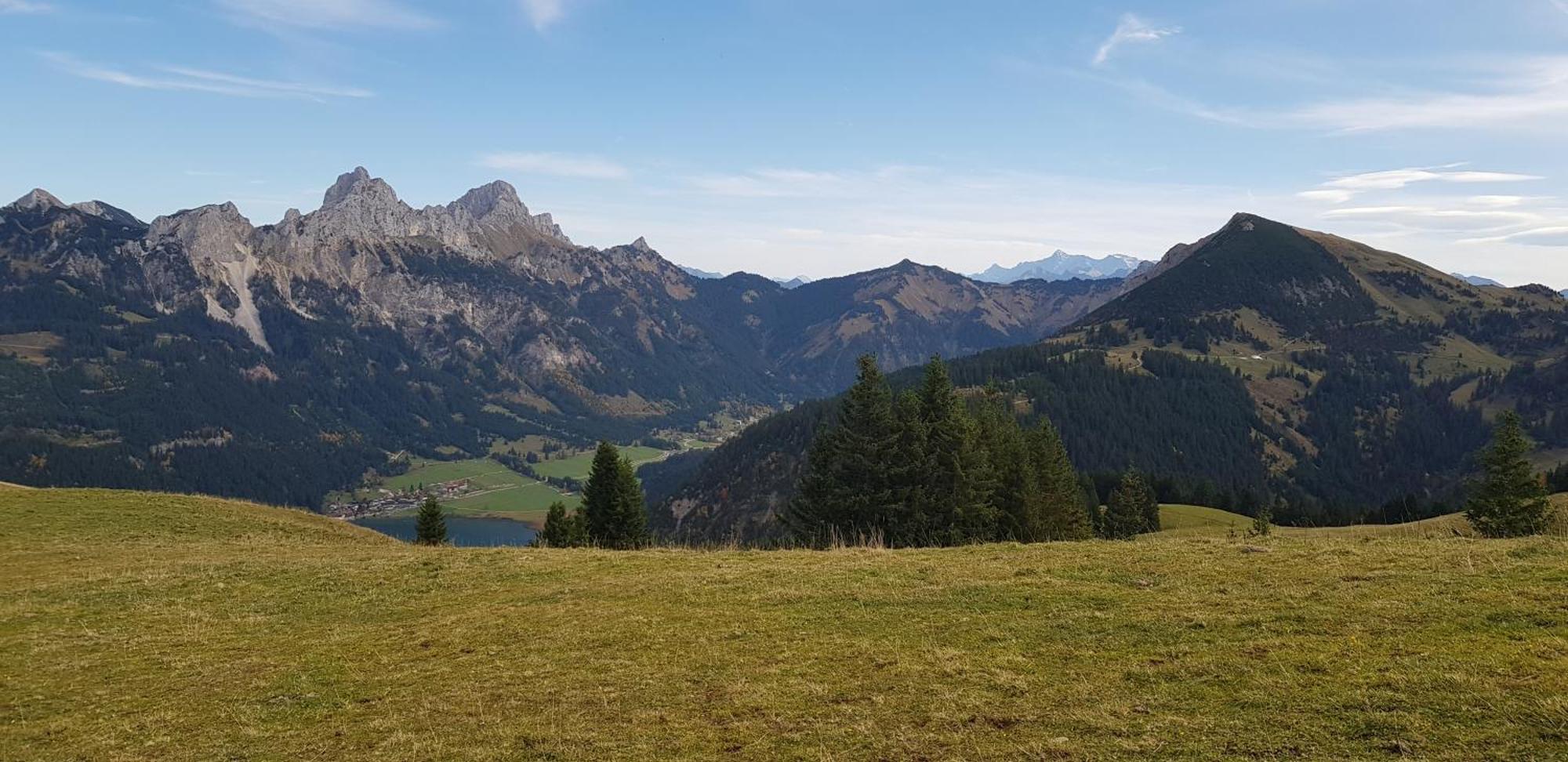 Ferienwohnung Tiroler Auszeit & Whirlpool Hofen Luaran gambar